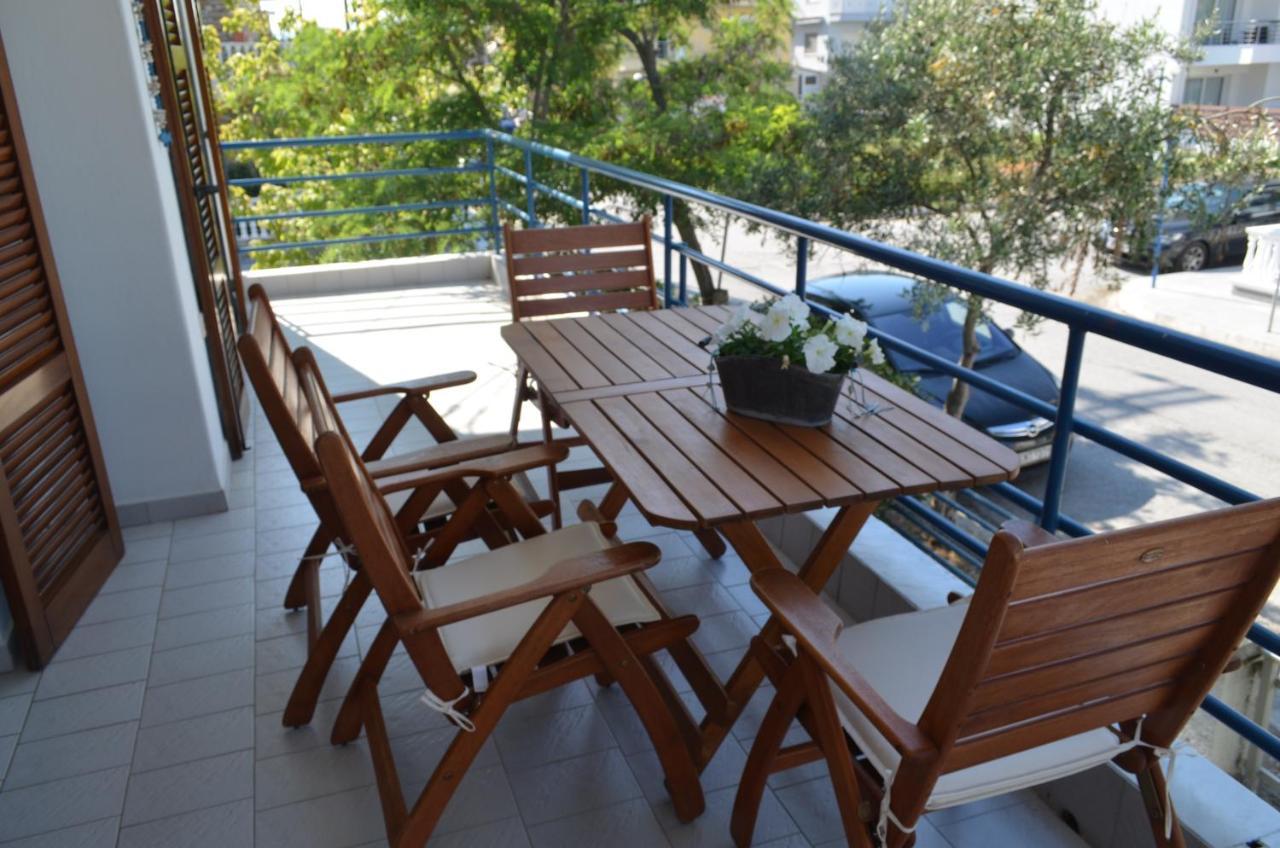 Paralía Blue Maison מראה חיצוני תמונה